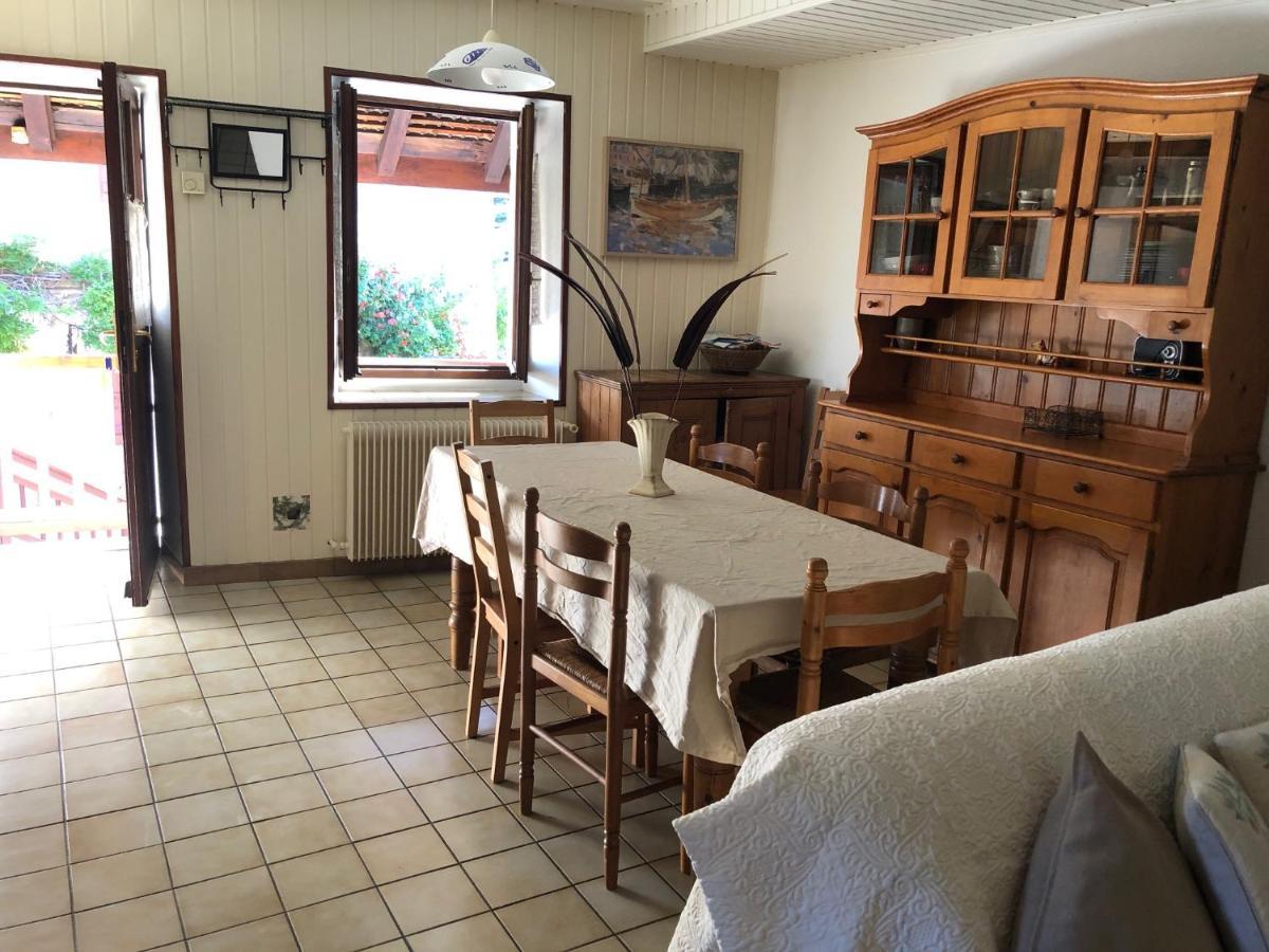 אנסי Appartement Dans La Vieille Ville, En Face Du Chateau מראה חיצוני תמונה